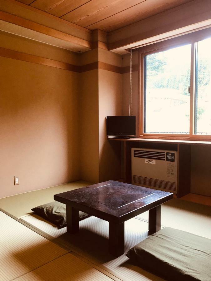 Lodge Nakajima Nozava Onszen Kültér fotó